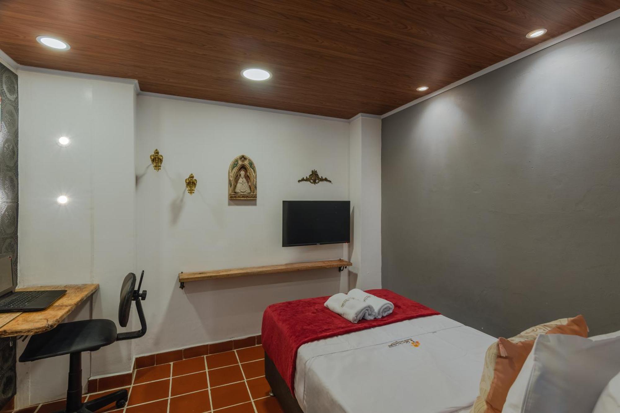 Casa Los Naranjos Hostal Medellín Exteriör bild